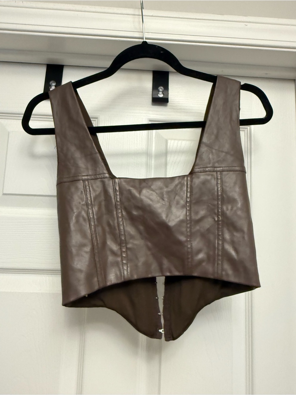 Princess Polly Brown Faux Leather Corset Top Women’s US 4 Hook Front Crop Tank - Picture 4 of 5